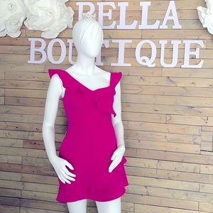 🌷EXPRESS OFF SHOULDER PINK RUFFLE DRESS🌷